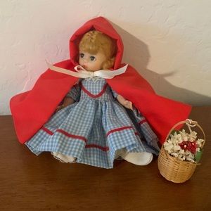 Madame Alexander Red Riding Hood 482